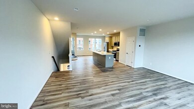 9156 Snowden Ashford Rd, Lorton, VA 22079 - photo 5