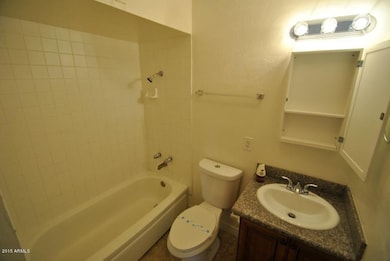 3014 N 54th Ln, Phoenix, AZ 85031 - photo 6