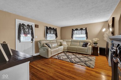 670 S Vine St, Seymour, IN 47274 - photo 5