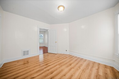 217 Woodlawn Terrace, Waterbury, CT 06710 - photo 3