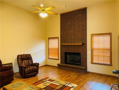 308 Old Forge Dr, Bentonville, AR 72712 - photo 3