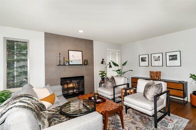 2145 Dexter Ave N unit 205, Seattle, WA 98109 - photo 4