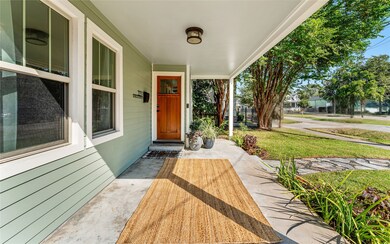 Stunning fully updated bungalow located near the H