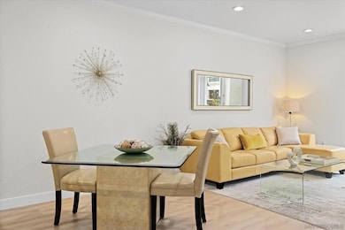 9237 Regents Rd unit K101, La Jolla, CA 92037 - photo 2