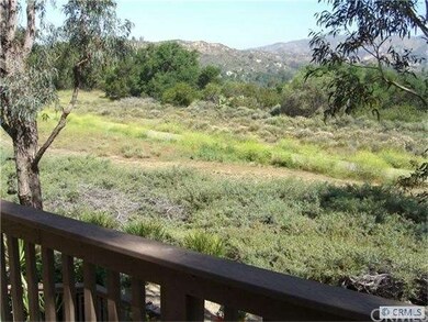 Walking trails accessible nearby