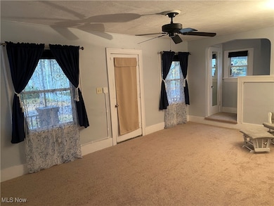 1212 Tulip St, Akron, OH 44301 - photo 7