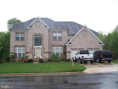 11001 Glenshire Dr, Glenn Dale, MD 20769 - photo 2