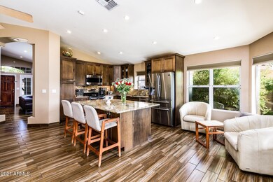 4115 E Cathedral Rock Dr-23909