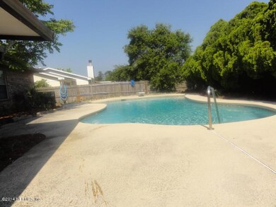 8953 Sandusky Ave S, Jacksonville, FL 32216 - photo 3