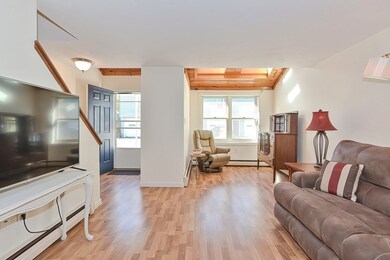 4 Goldenrod Ct unit 4, South Grafton, MA 01560 - photo 5