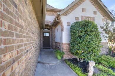 512 NW 193rd St, Edmond, OK 73012 - photo 2