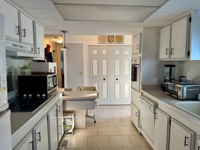 2954 Ryder Ave, Sarasota, FL 34234 - photo 6