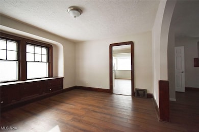 782 Frederick Blvd, Akron, OH 44320 - photo 7