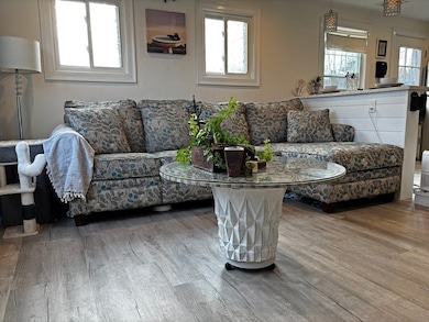 211 Lake Shore Dr, East Weymouth, MA 02189 - photo 3