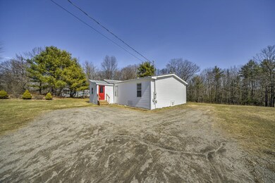 903 Ridge Rd Windsor-large-015-007-grhd6