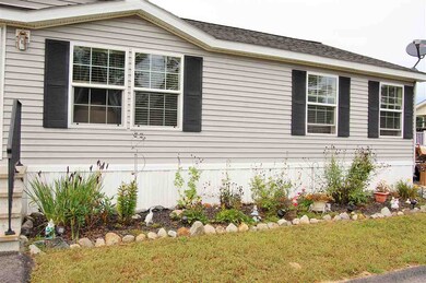 17 Pine St, Epsom, NH 03234 - photo 3