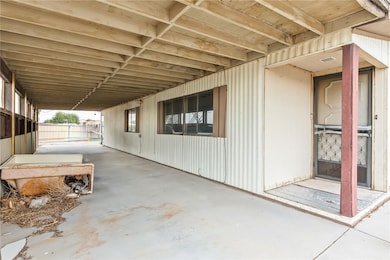 5708 S Loop Ln, Fort Mohave, AZ 86426 - photo 3