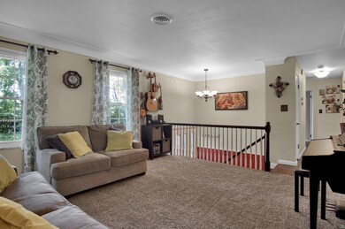 44 Leon Dr, Glen Carbon, IL 62034 - photo 3