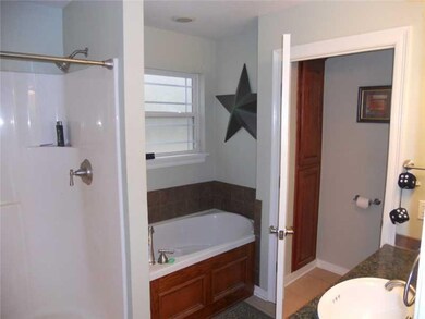 Master Bath/Spa.