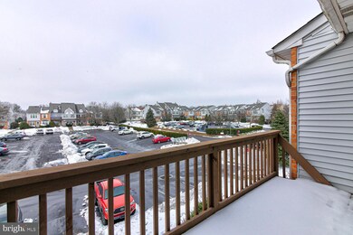 303 Wendover Dr, Norristown, PA 19403 - photo 4