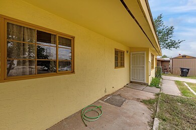 2402 Abbott Ave, Alamogordo, NM 88310 - photo 4