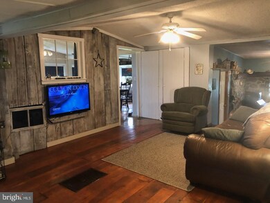 4069 Bullitt Rd, Greencastle, PA 17225 - photo 4