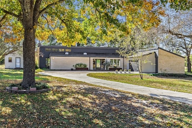 3092 Woodglen Dr, Commerce, TX 75428 - photo 3