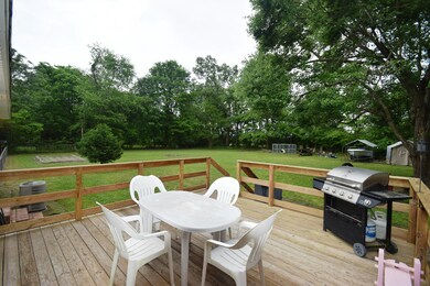 Deck / yard