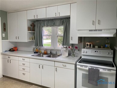 605 S Defiance St, Archbold, OH 43502 - photo 7