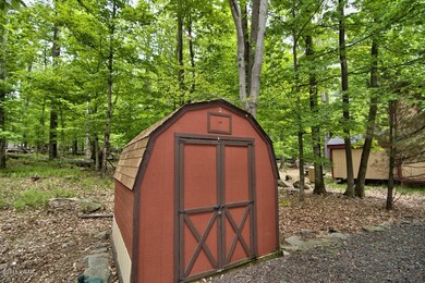 340 Cedarwood Terrace, Hamlin, PA 18427 - photo 7