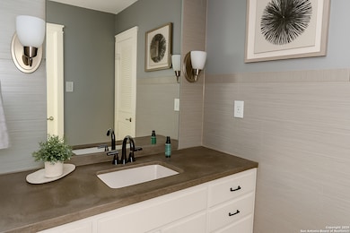 8715 Starcrest Dr unit 23, San Antonio, TX 78217 - photo 7