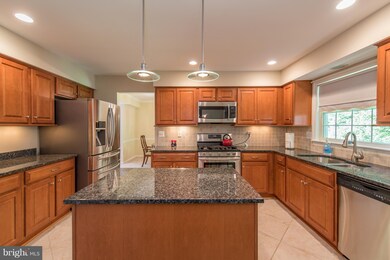 11945 Gold Needle Way, Columbia, MD 21044 - photo 2