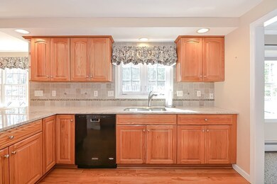 26 Willow Ln, Uxbridge, MA 01569 - photo 5