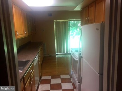 2239 Castle Rock Square unit 2B, Reston, VA 20191 - photo 2