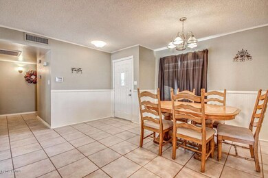 9839 N 48th Ln, Glendale, AZ 85302 - photo 6