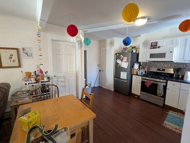 14 Market St unit 2, Cambridge, MA 02139 - photo 2