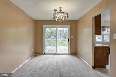 15605 Darwin Ct, Laurel, MD 20707 - photo 6