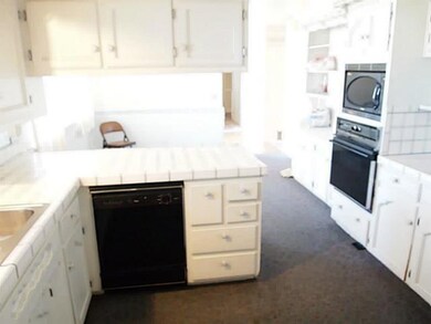 5949 N Sapulpa Ave, Oklahoma City, OK 73112 - photo 3