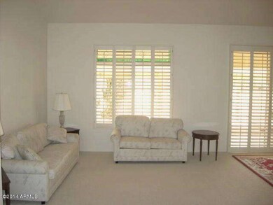 LARGE 'GREAT ROOM' LIVING AREA