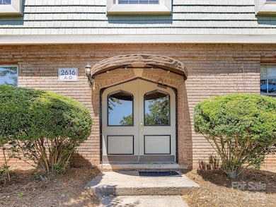 2616 Park Rd unit B, Charlotte, NC 28209 - photo 3