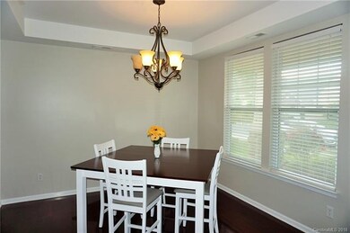 FORMAL DINING ROOM / NICE NATURAL LIGHT / WOOD LAM