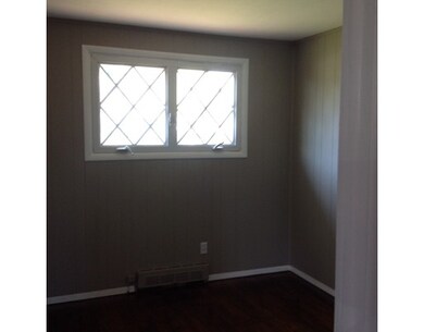 49 Hamilton St, Springfield, MA 01119 - photo 5