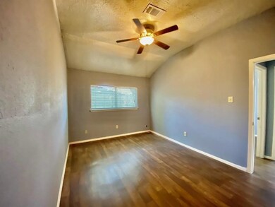 11013 Crenchrus Ct, Houston, TX 77086 - photo 5