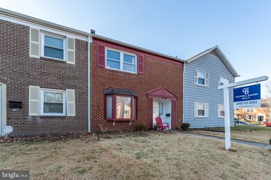 12012 Dove Cir, Laurel, MD 20708 - photo 2