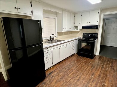 4202 Whitlock St, Brunswick, GA 31520 - photo 4