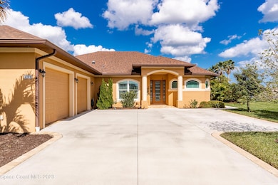 633 Yearling Trail, Sebastian, FL 32958 - photo 4