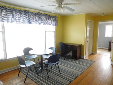 604 E O'Neal St, Gaffney, SC 29340 - photo 2