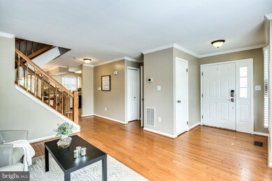 9389 Breamore Ct, Laurel, MD 20723 - photo 5