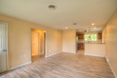 19 Hartford Rd, Whiting, NJ 08759 - photo 4