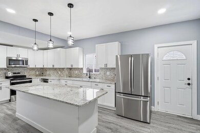 644 Stanley Ave, Columbus, OH 43206 - photo 4